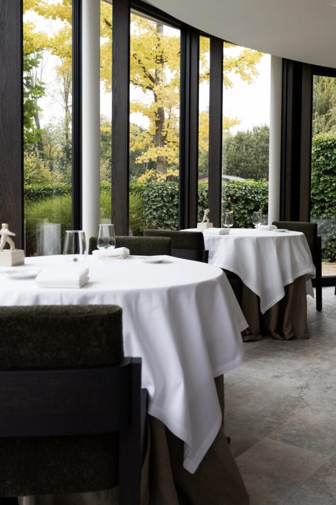 The dining room at EST